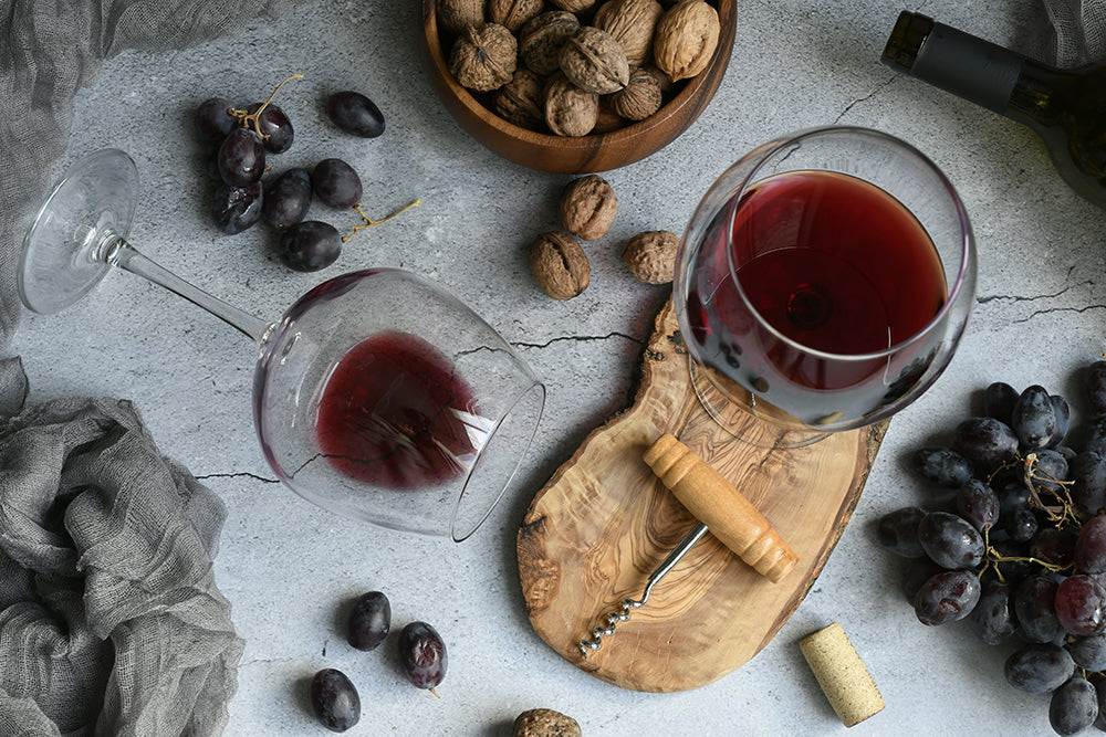 Nüsse und Wein als perfekte Kombination