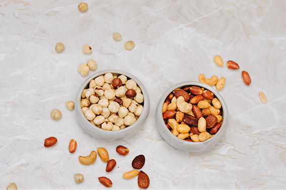 Premium Nüsse in einer Schüssel