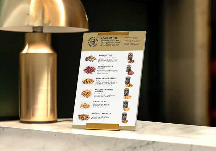 Minibar Karte - Bestellung von Premium Nüssen direkt aufs Zimmer